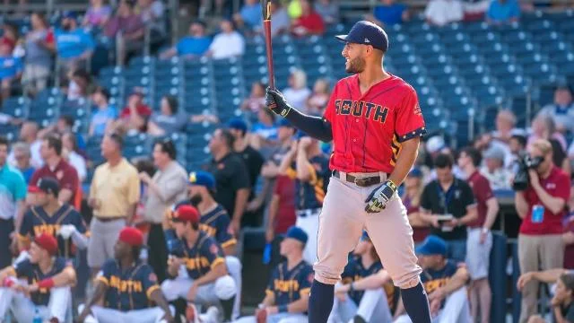 Reports: Astros to recall Canadian Abraham Toro