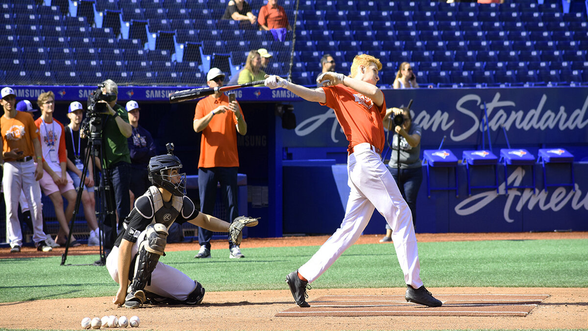 Fieldhouse Pirates OF Owen Caissie (Burlington, Ont.) won the first Tournament 12 home run derby at Rogers Centre on Saturday. Photo: Marcus Rebelo