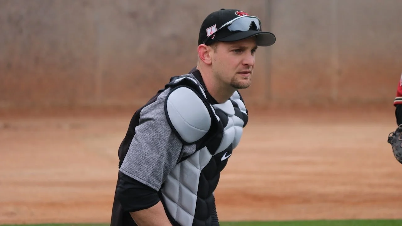 Blue Jays sign Caleb Joseph, re-sign Cantwell