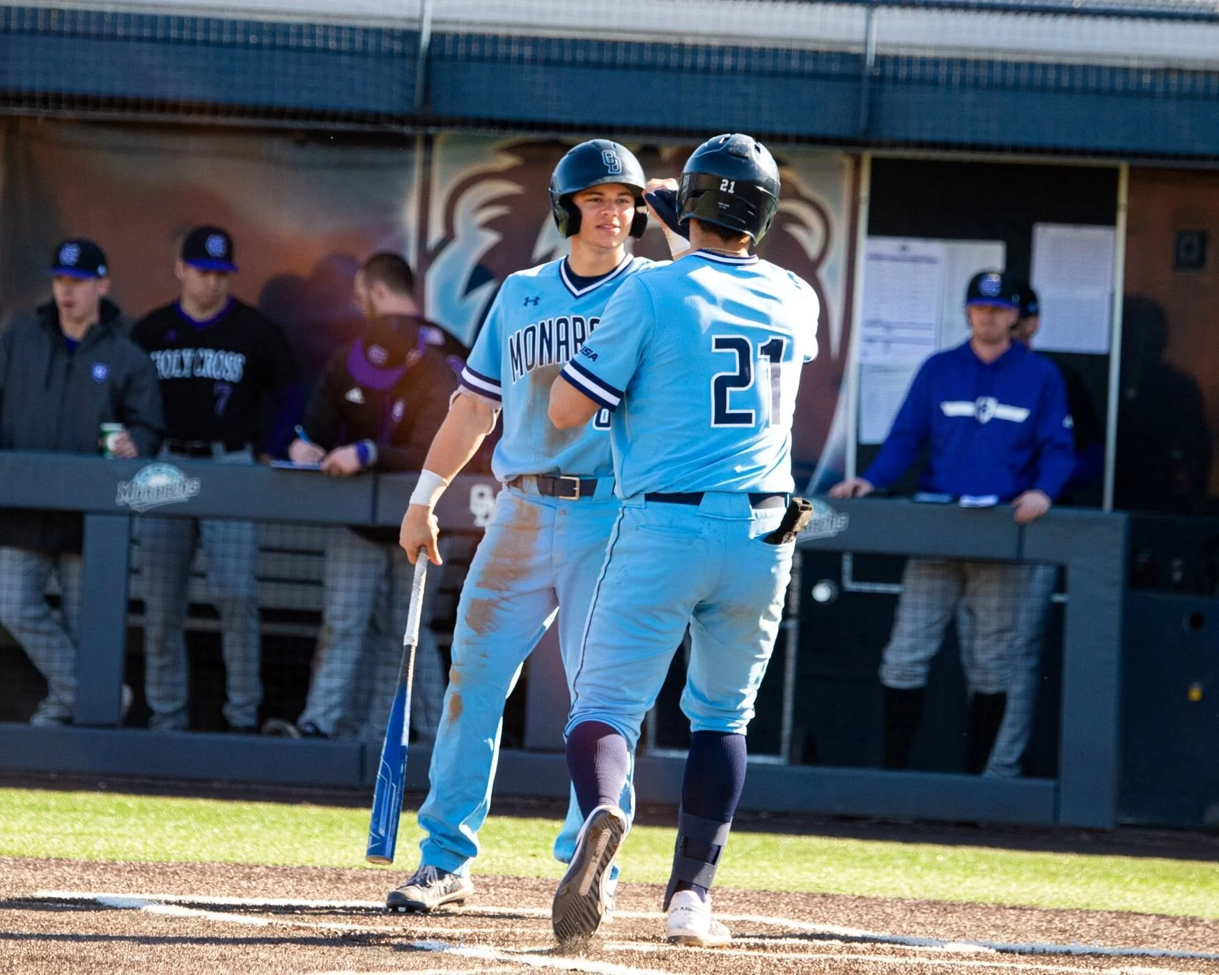 Canadian Coutney homers to help Old Dominion to win