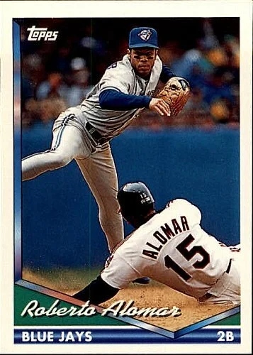 Alomar offers help to "build a bridge" between MLB players and owners