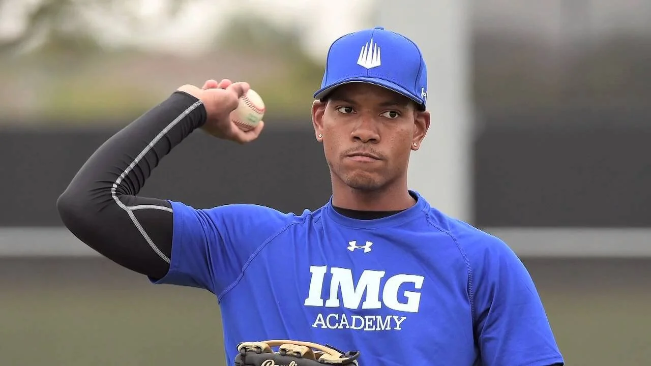 Teeple: Cricket star, Powell, discusses baseball tryouts, new children's book