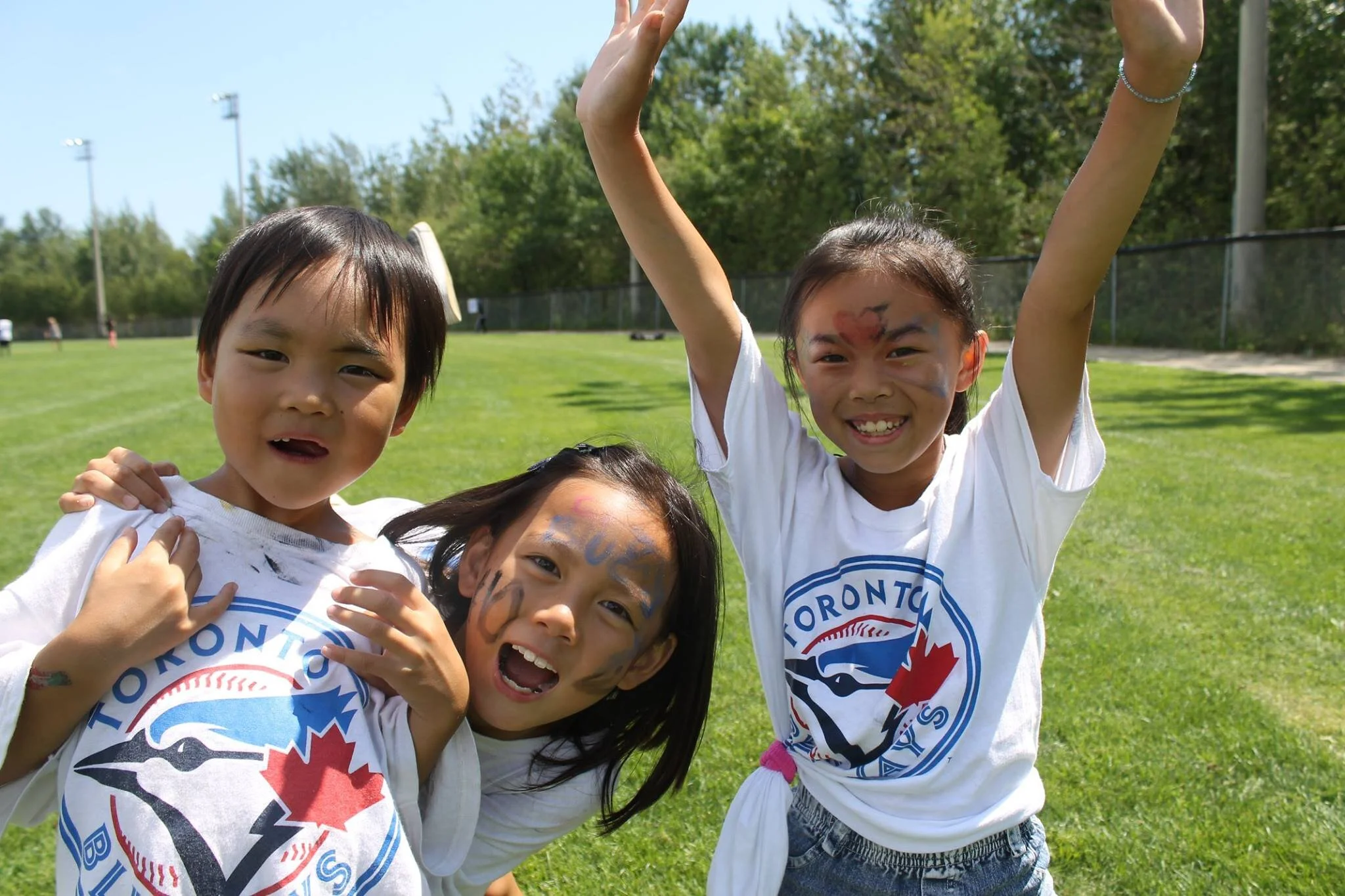 Jays Care and Rogers hit HR for 10,000 kids this summer