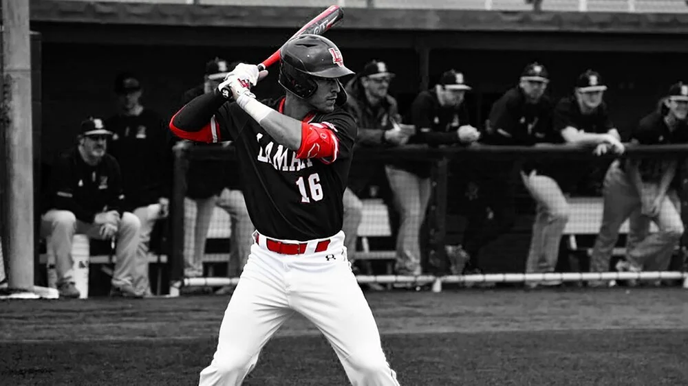 Elliott CBN All-Canadian College 3rd Team: Cruz, Carinci, Ervin, Magill, Nwogu 