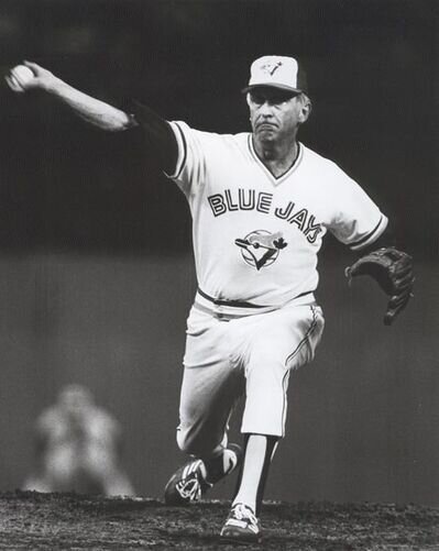 Flashback - Elliott: Recalling Niekro's arrival with the Jays 