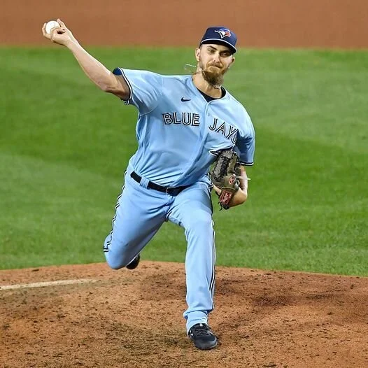 Cole re-signs with Blue Jays