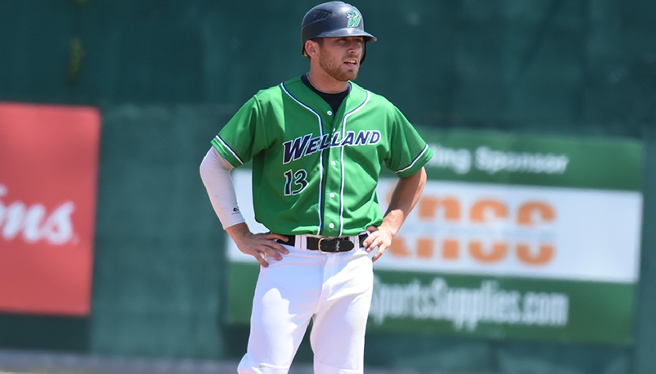 IBL's Jackfish re-sign Nicholson