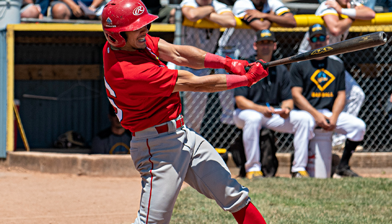 IBL's Hamilton Cardinals re-sign Chiaravalle