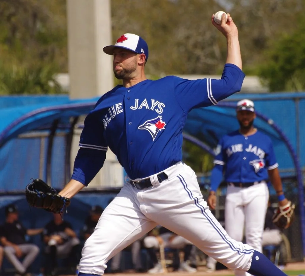 Blue Jays' sign Panik, trade Fisher, announce non-roster invitees