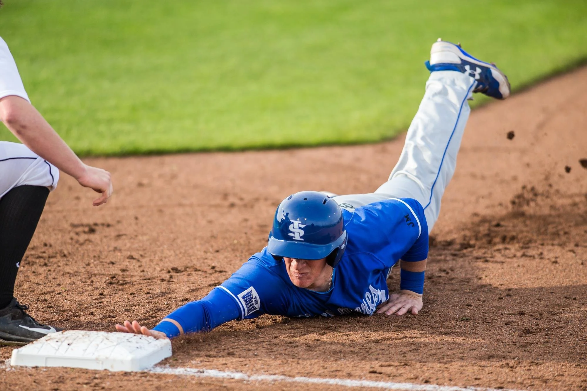 Wright the right man for Indiana State with a pair of hits