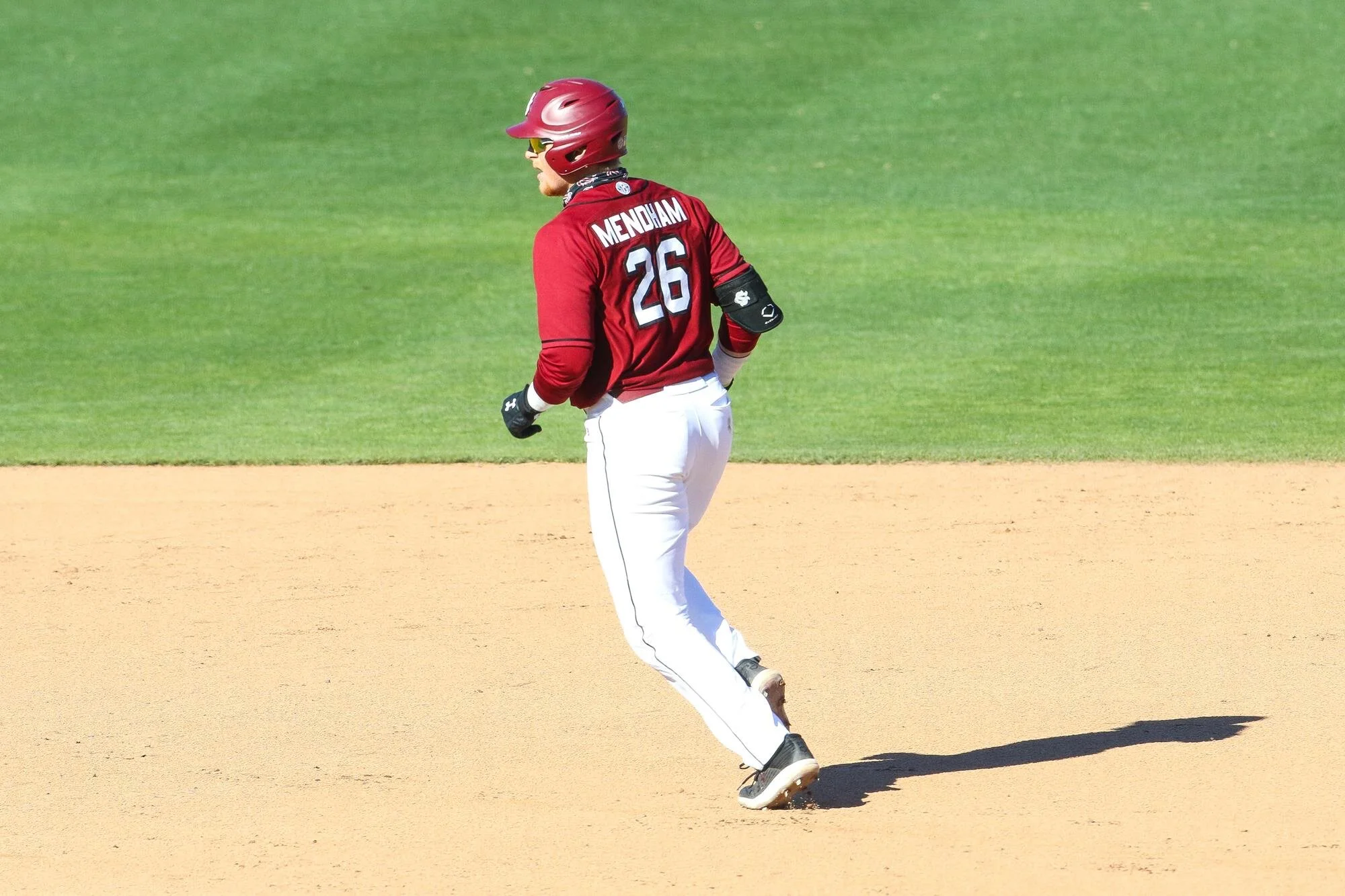 Mendham doubles, scores two to help Gamecocks to win