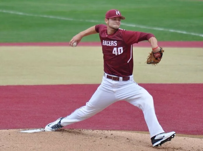 Goldeyes sign Thomas