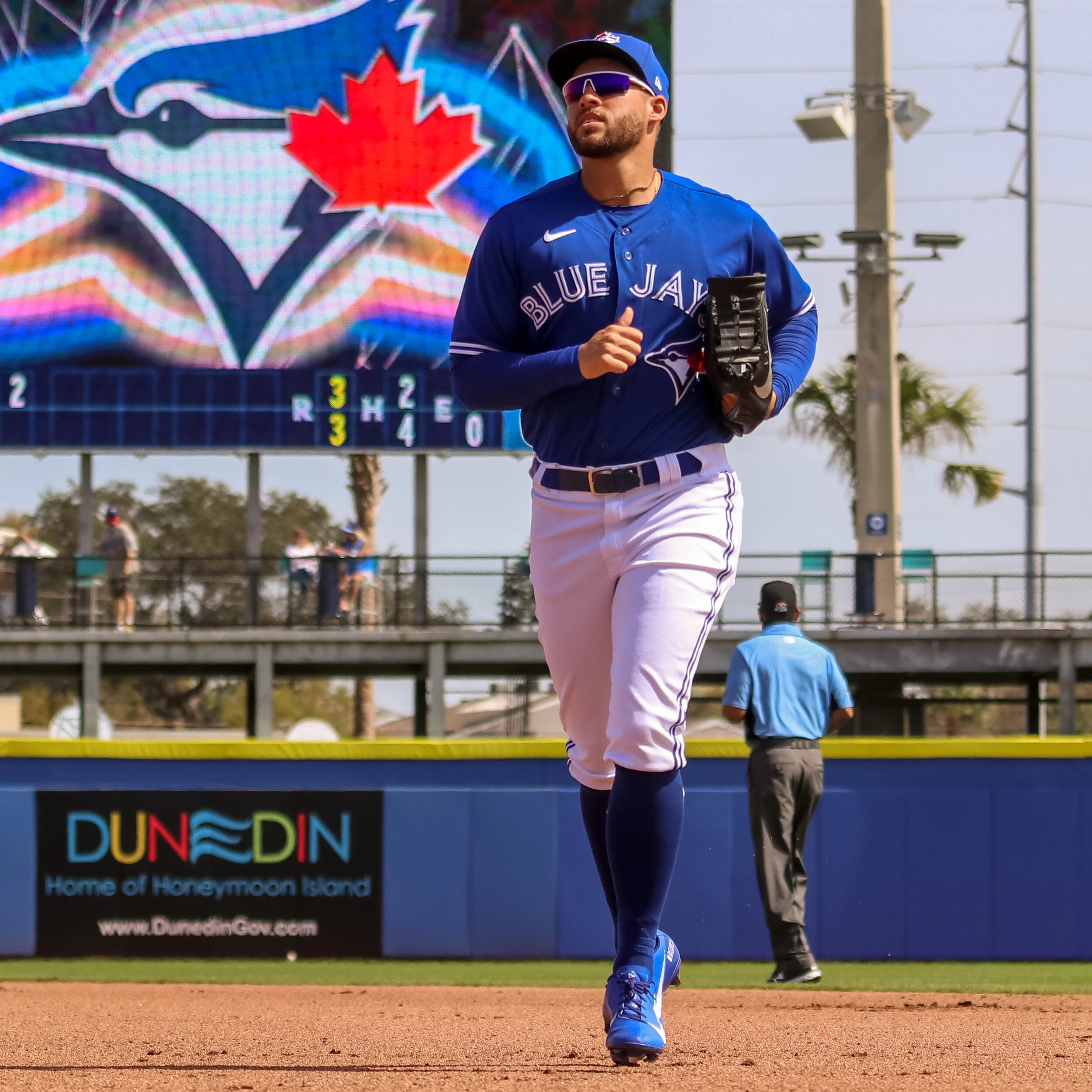 Blue Jays place Springer on IL, recall Davis
