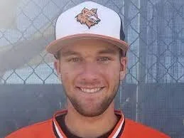 Two more base hits for SIU's Peters 