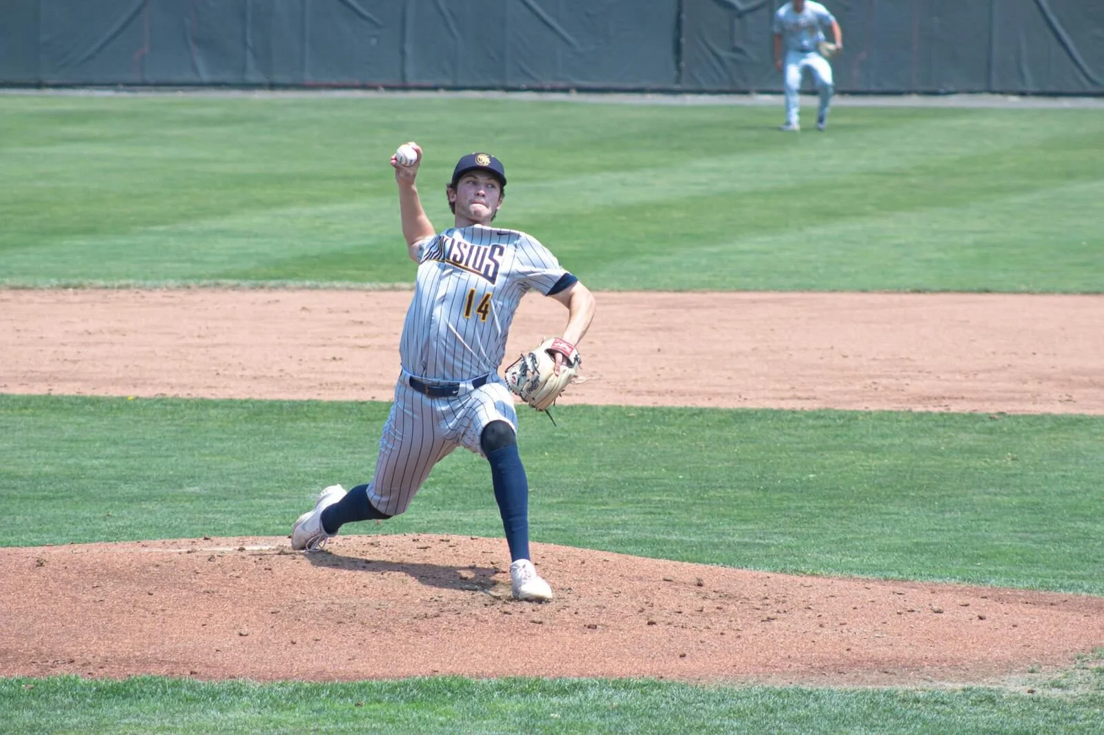 The Griffs call Duffy Complete Game Matt