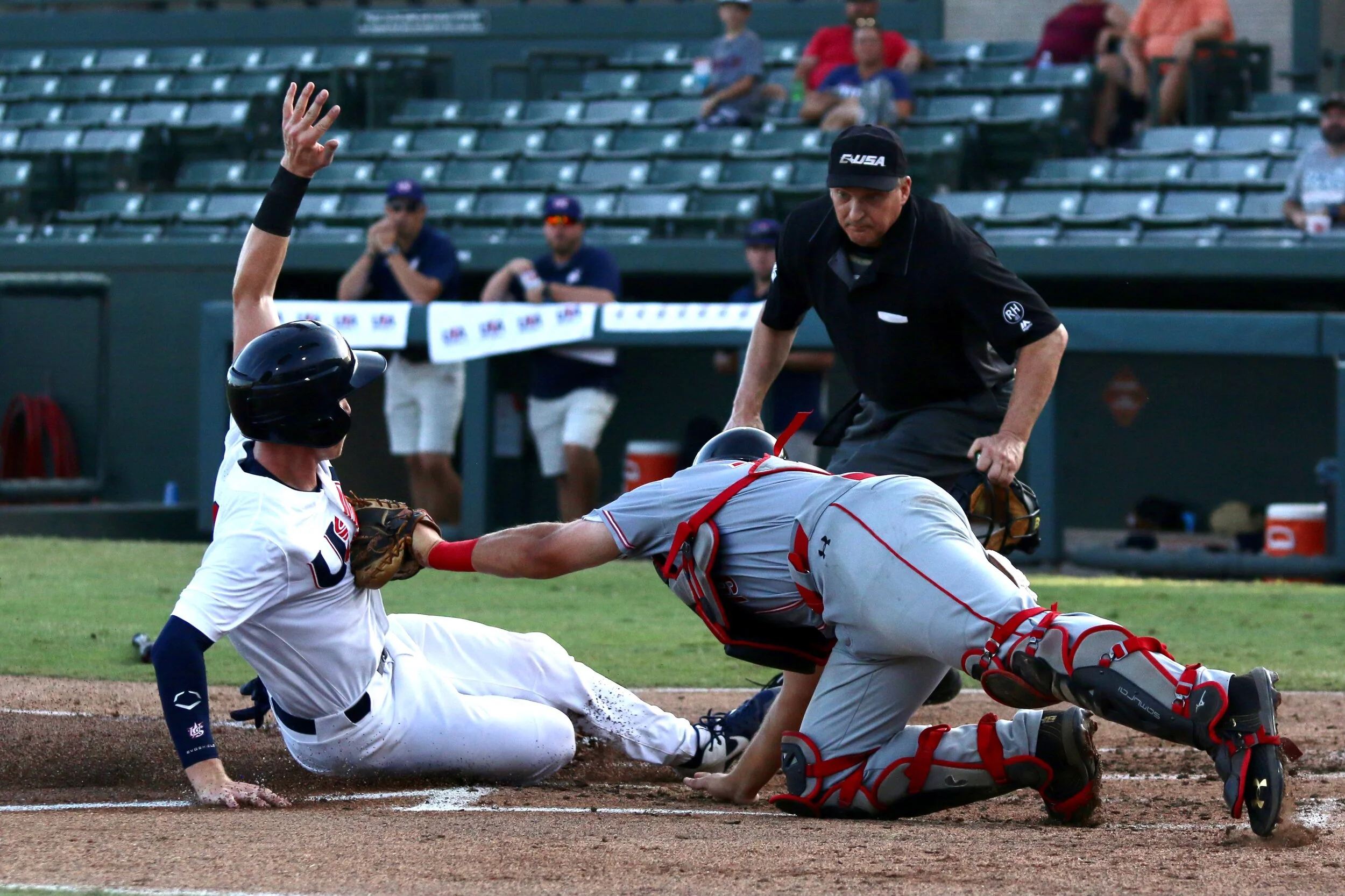 Canadian junior squad falls to U.S. in third game of Friendship Series