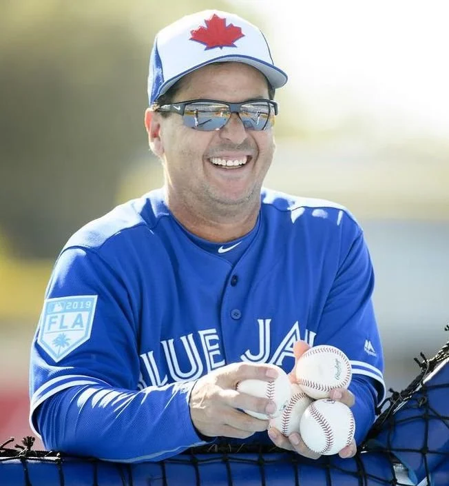 Montoyo finishes fourth in AL Manager of the Year voting