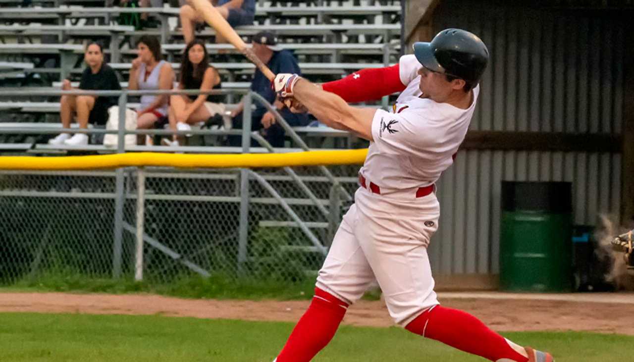 IBL's Hamilton Cardinals re-sign Gideon