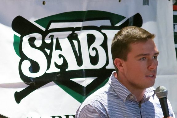 Blue Jays promote Murov, Sclafani