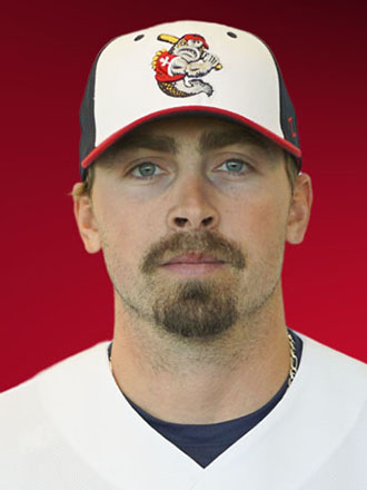 Goldeyes re-sign Conners