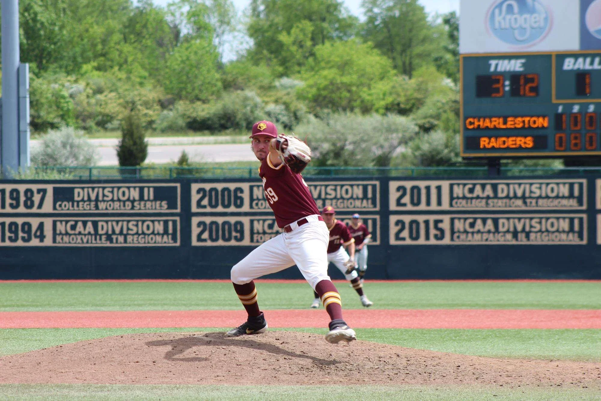 Ex-Terriers Ellis, Gomm, Johnson,  MacNeil star in the U.S. college ranks