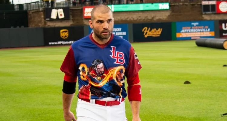 Canucks on the move: Case, Deglan, Votto