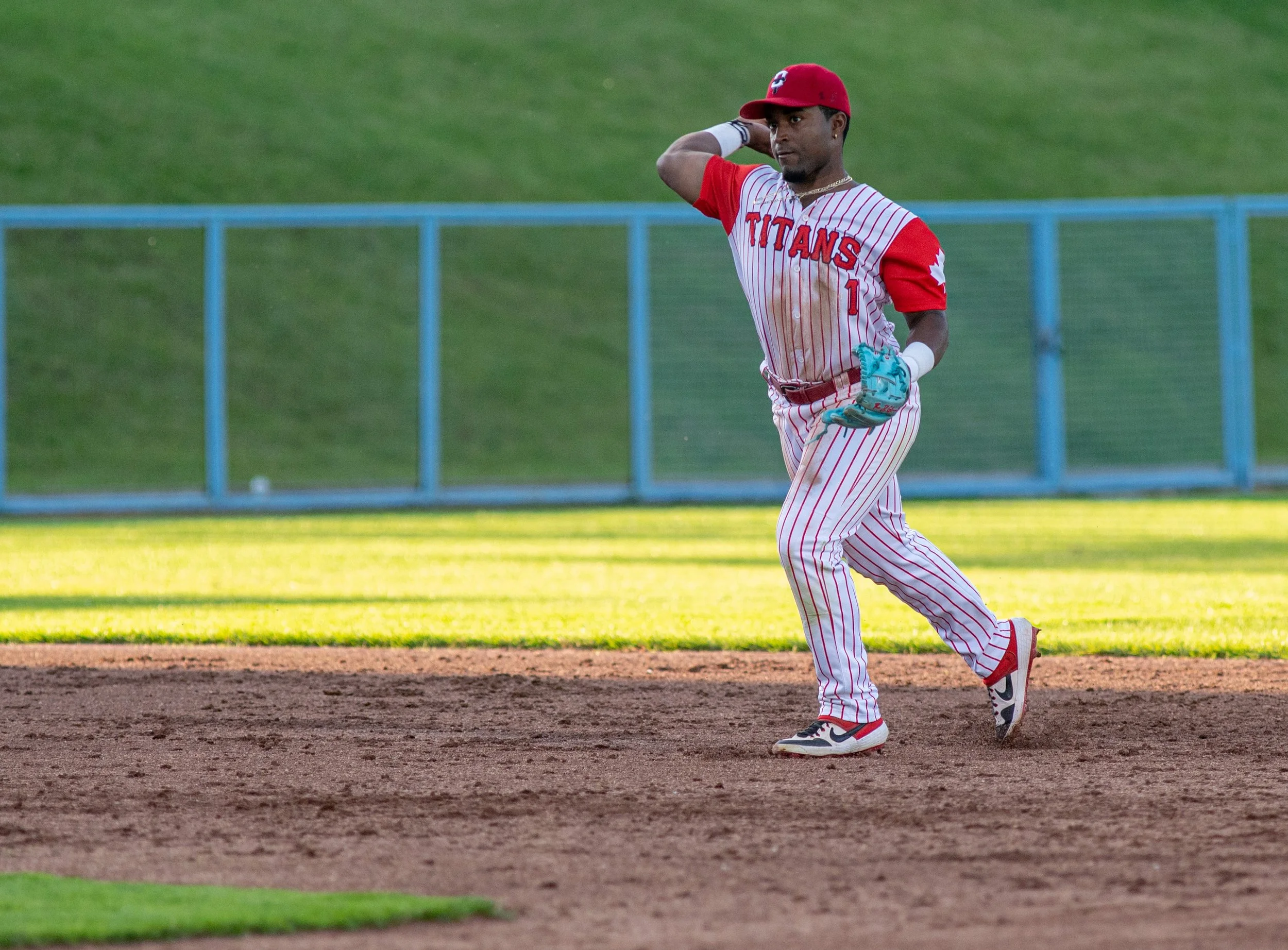 Titans comeback falls short in series-opening defeat to Aigles