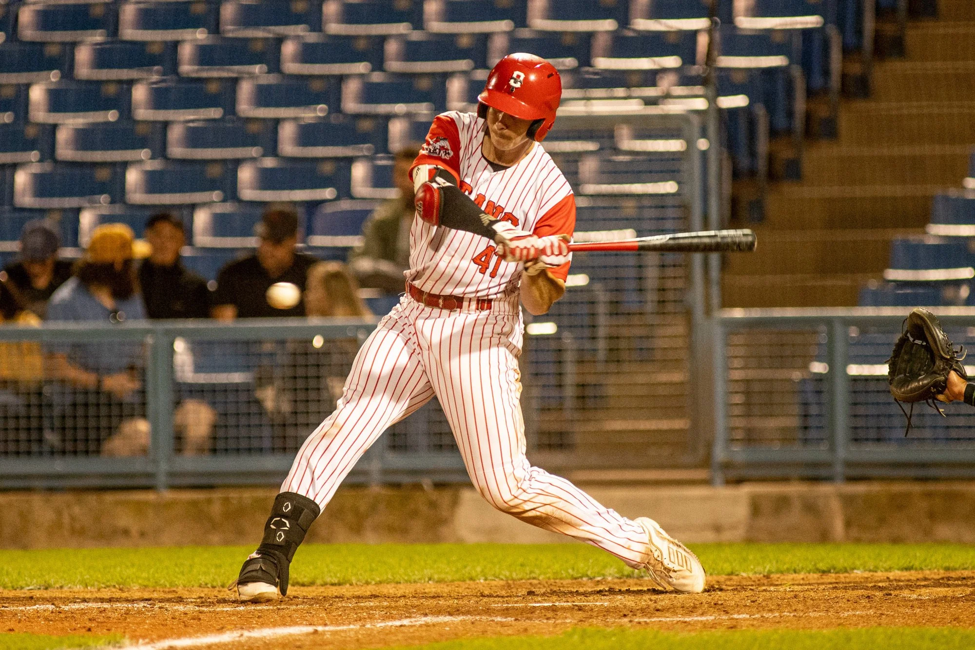 Dadson homers in Titans' loss