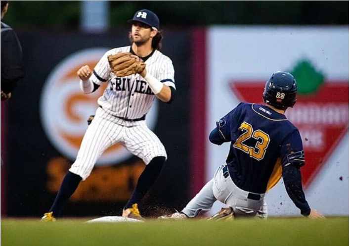 Kennedy: Hunt living his pro baseball dream in Trois-Rivieres