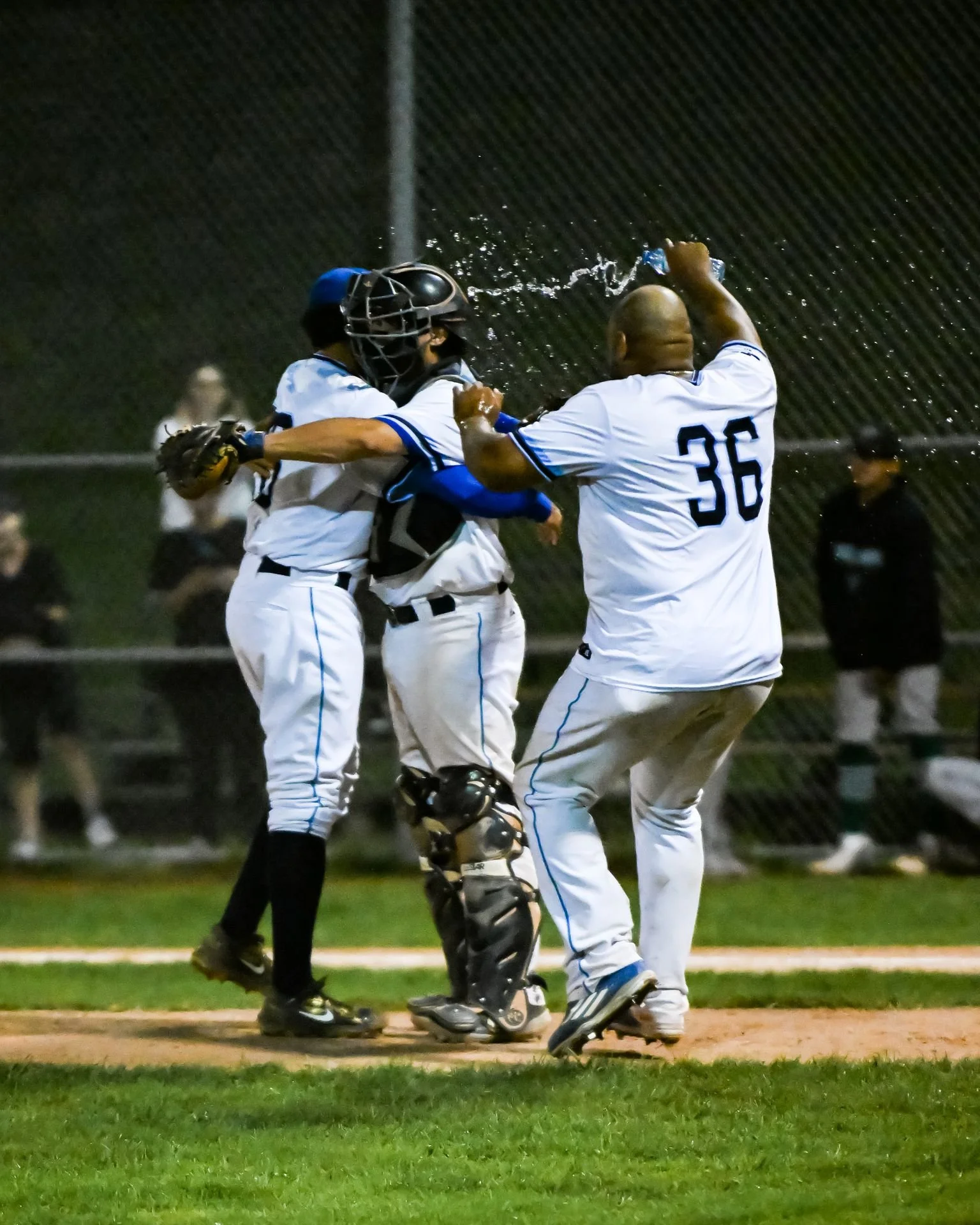 IBL's Leafs advance to Dominico Cup final