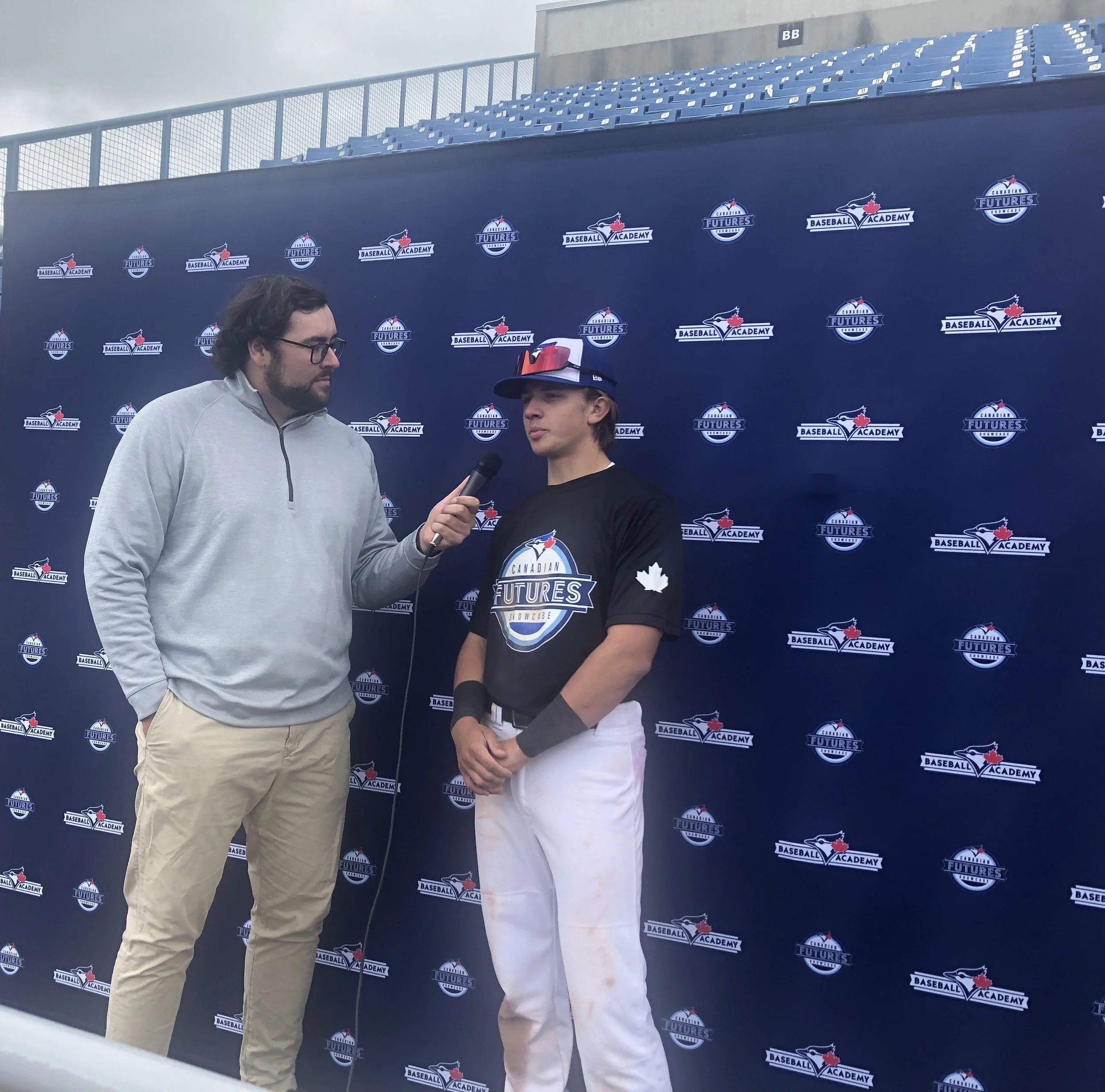 Team Navy, Team Black tie in wild, high-scoring contest