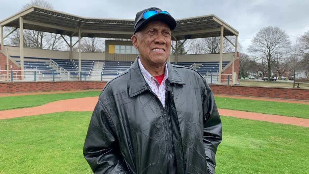 Jenkins sues foundation in his name to retrieve artifacts