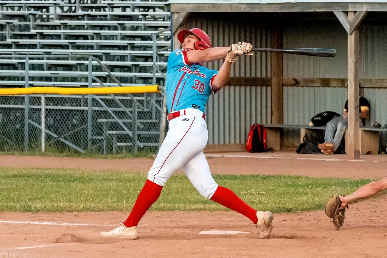 IBL's Hamilton Cardinals re-sign Josh Niles