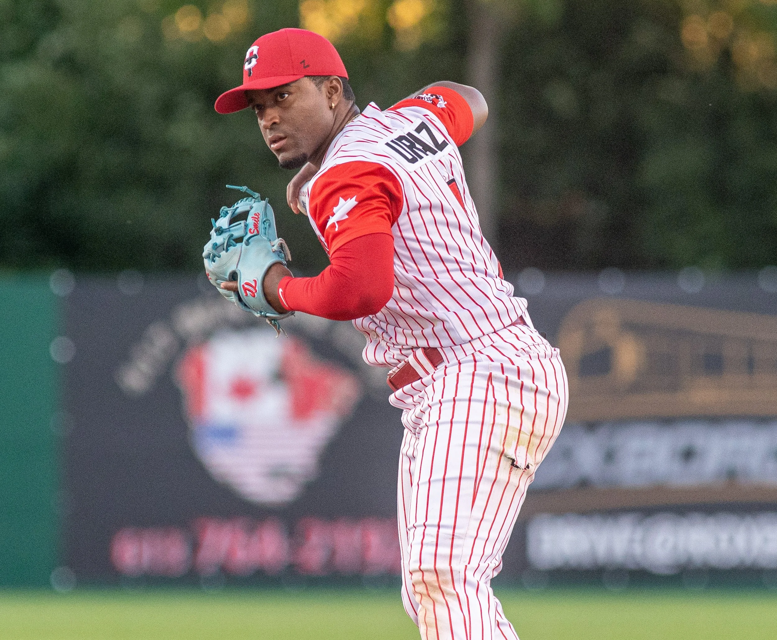 Ottawa Titans re-sign Urbaez