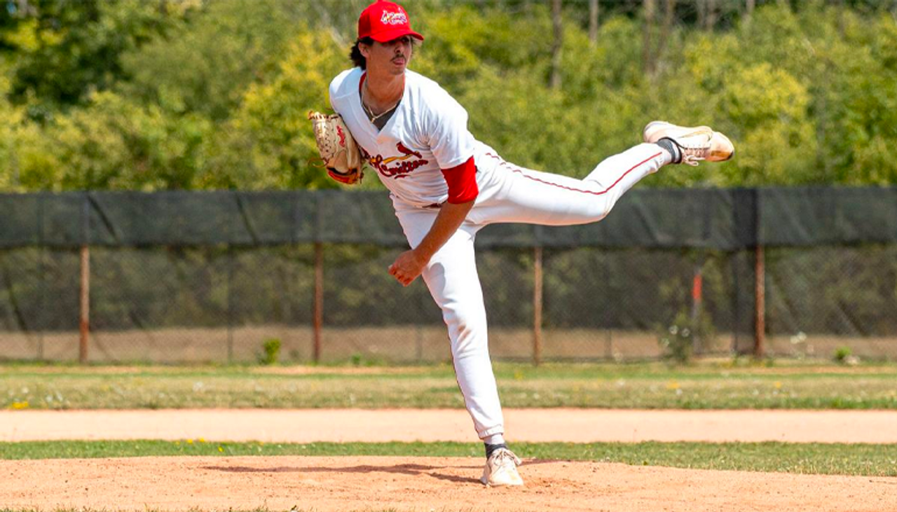 IBL's Hamilton Cardinals re-sign Davies