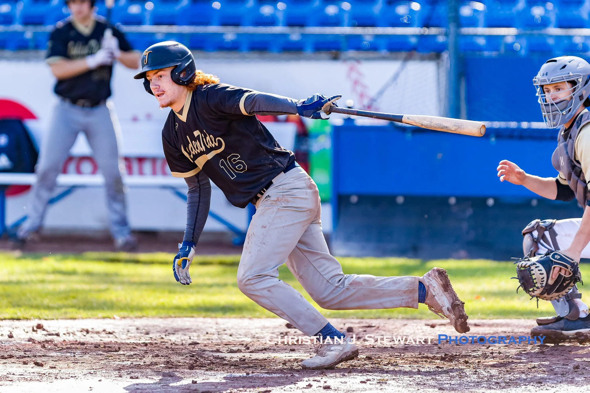 Grey, Usselman sign with HarbourCats