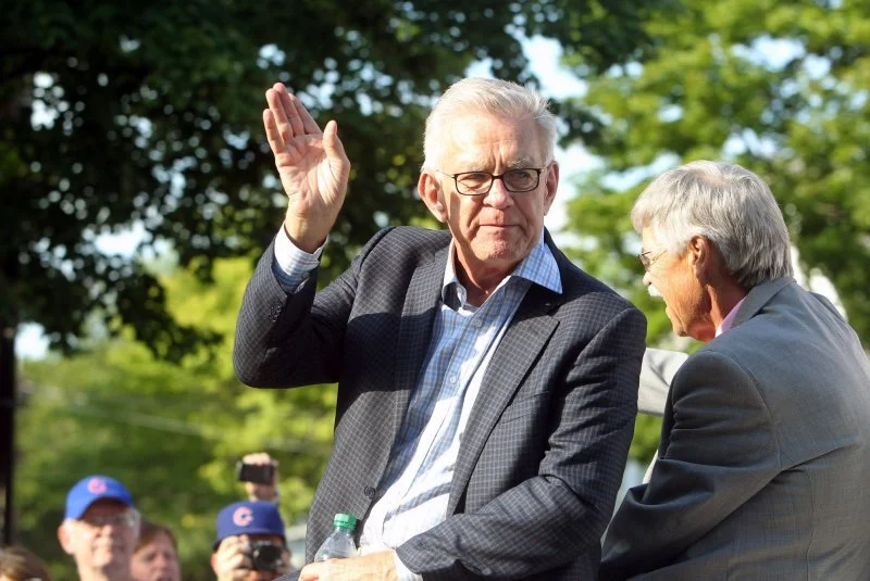 Elliott: Riding down Main Street with Tim McCarver -- Updated