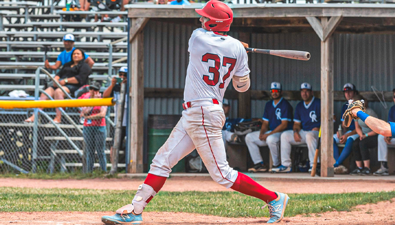 IBL's Toronto Maple Leafs sign Buonaiuto