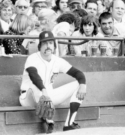 Gallagher: Hiller turns 80 beating Scarborough snowbanks, 3 heart attacks, Cards in WS