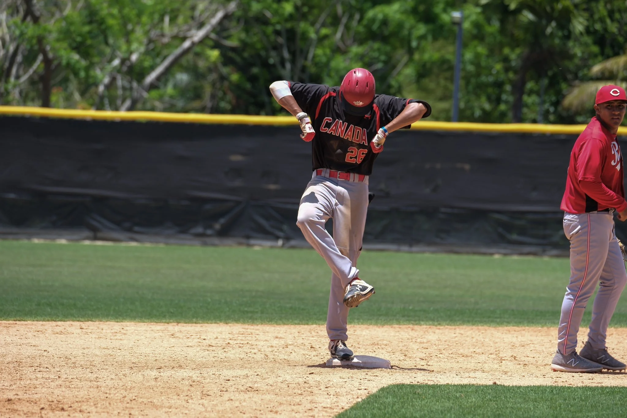 JNT Dominican Pro Academy Camp: Juniors down Reds in camp finale