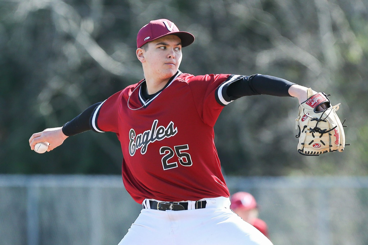 Former Victoria Eagles right-hander Noah Takacs signed by Pittsburgh Pirates