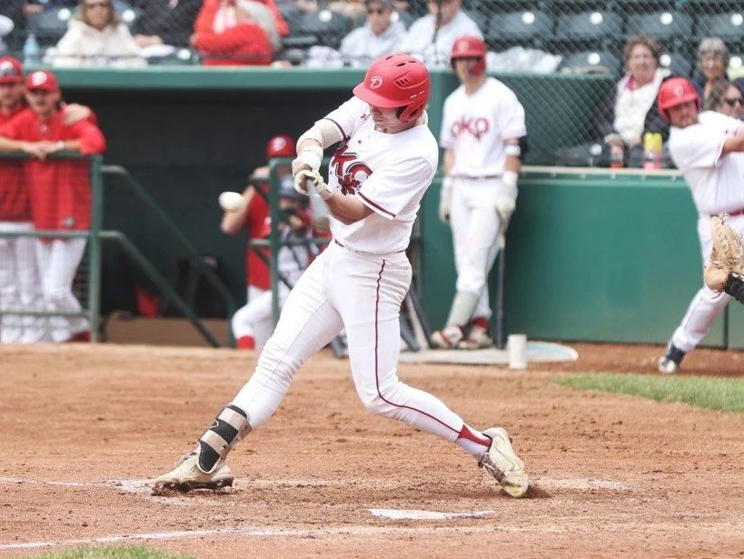 Dawgs' Quest for 7 a success thanks to six-run sixth in final against Mavericks