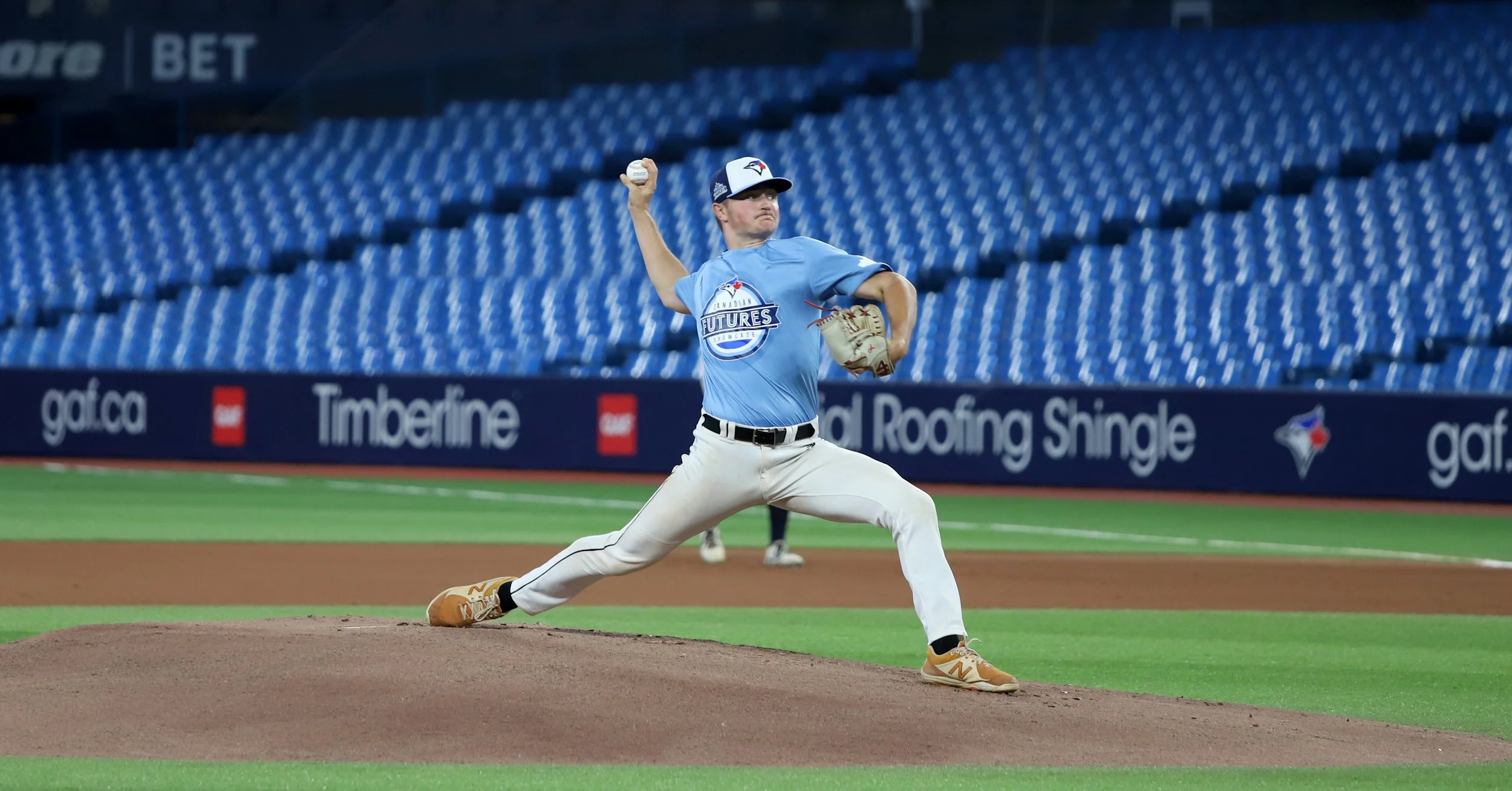 Johnston, Parker lead Team New Blue to win in Canadian Futures Showcase opener