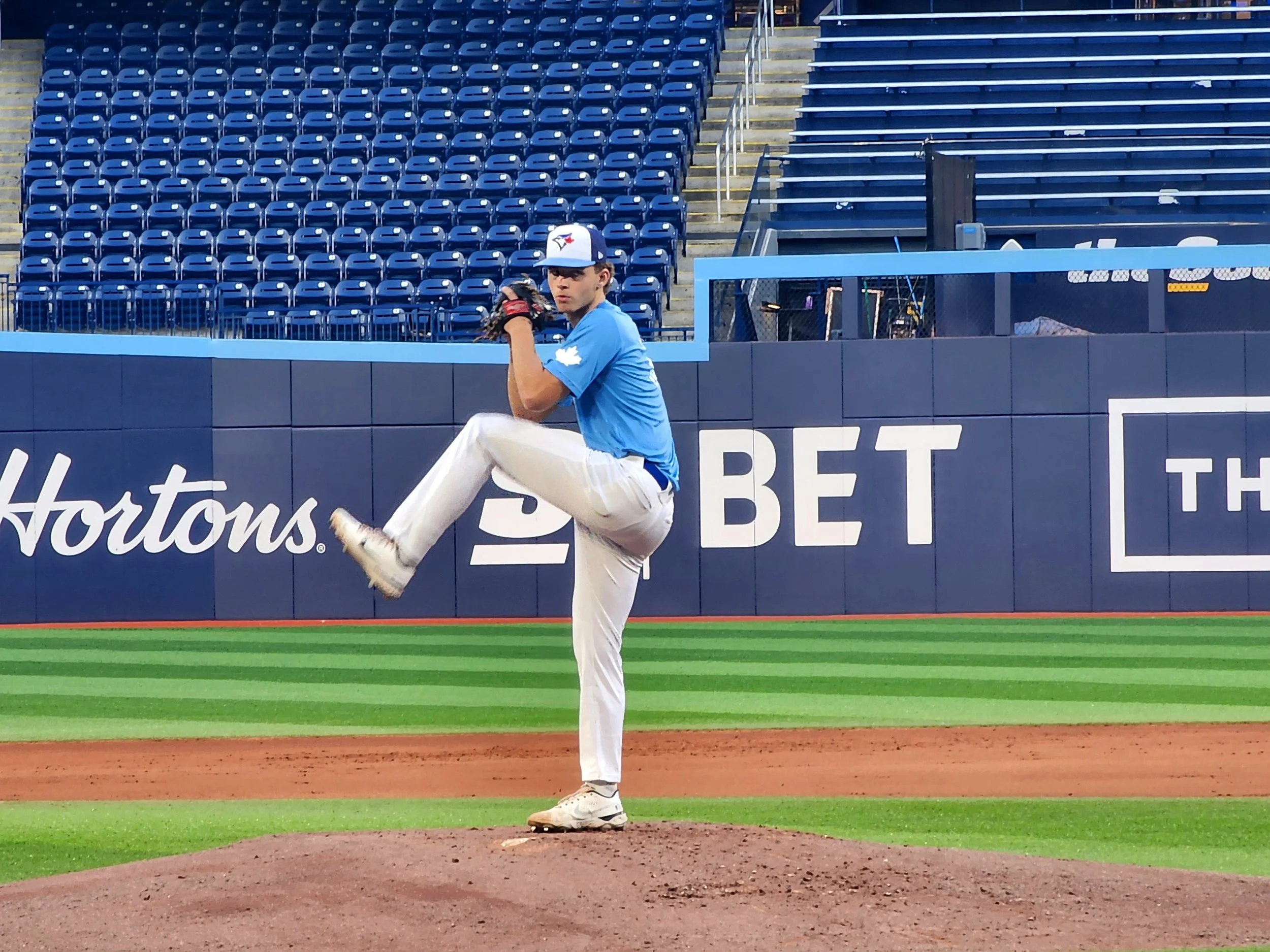 Fitzpatrick: Brown dominates with enhanced sinker at Canadian Futures Showcase