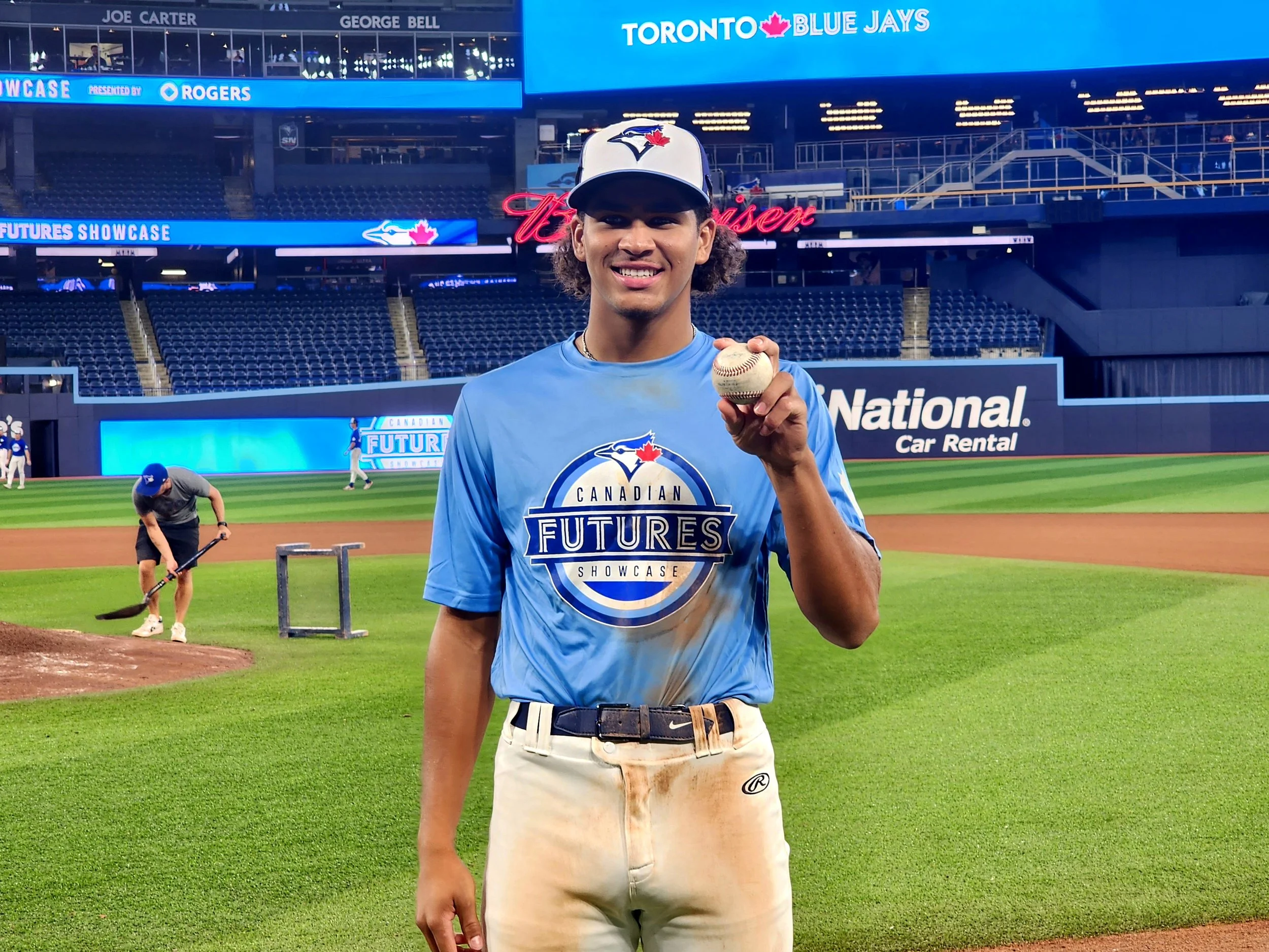 Fitzpatrick: Polanco belts first HR of Showcase in front of Bautista