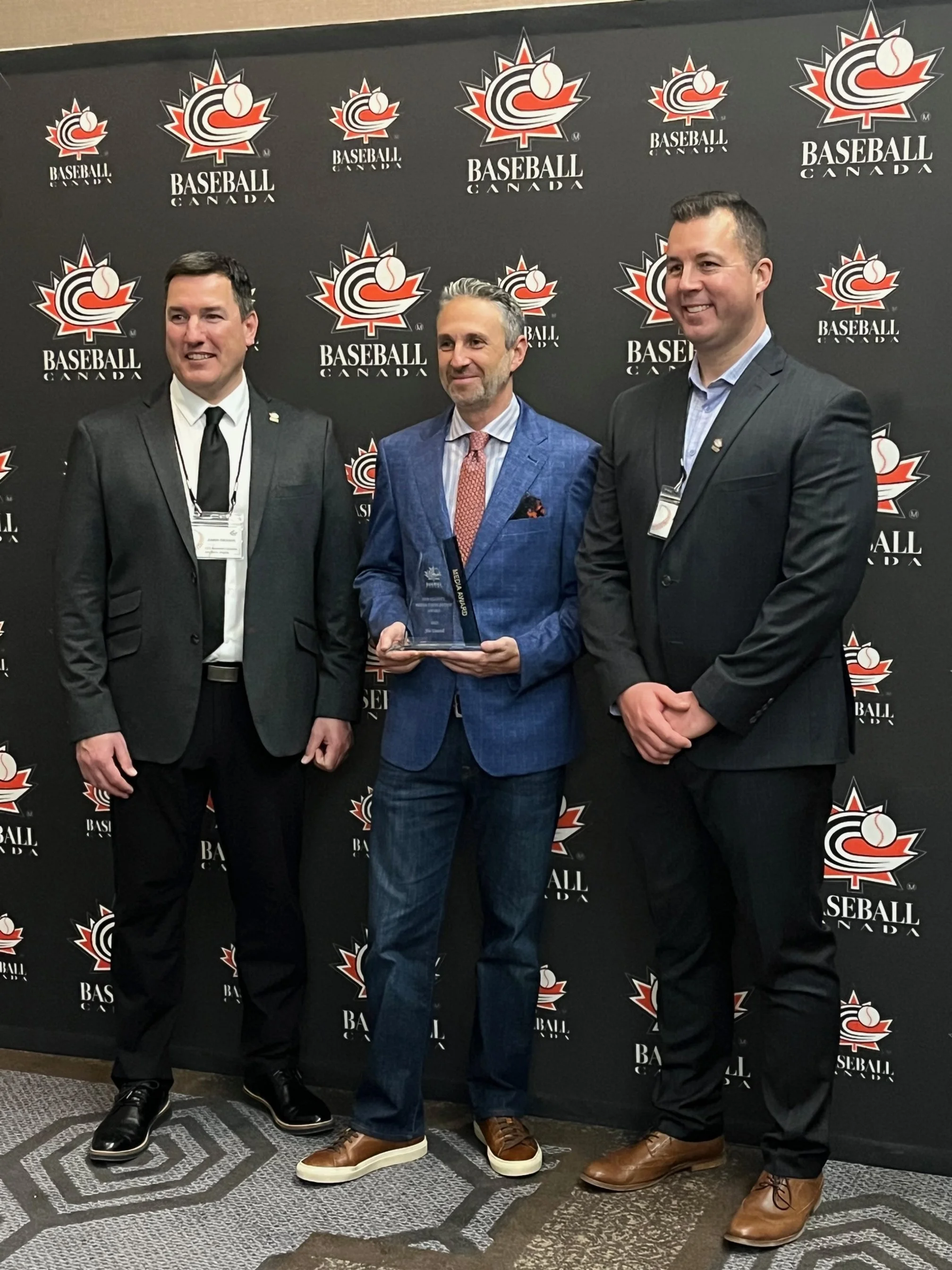 Davidi presented with Baseball Canada’s Media Recognition Award