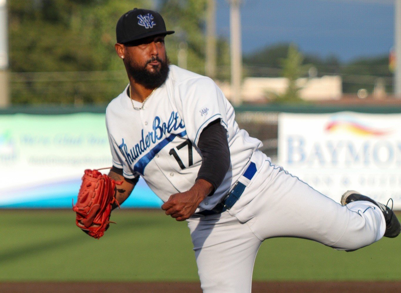 Ottawa Titans re-sign Bruss, sign Reynoso