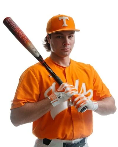 Villeneuve hits first for Tennessee Vols 