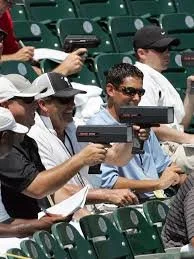 Elliott, Showing well indoors: Baker, Bonilla, Chambers, Moore, Smith, Yusypchuk and more