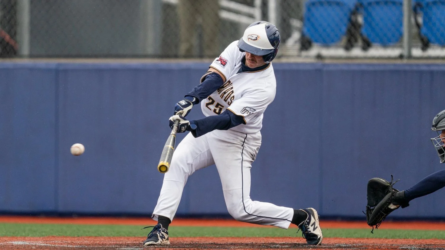 Marsh ties Cascade Collegiate Conference single-game RBI record